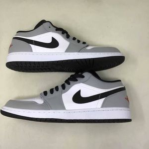 Air Jordan 1 Low GS 'Light Smoke Grey'